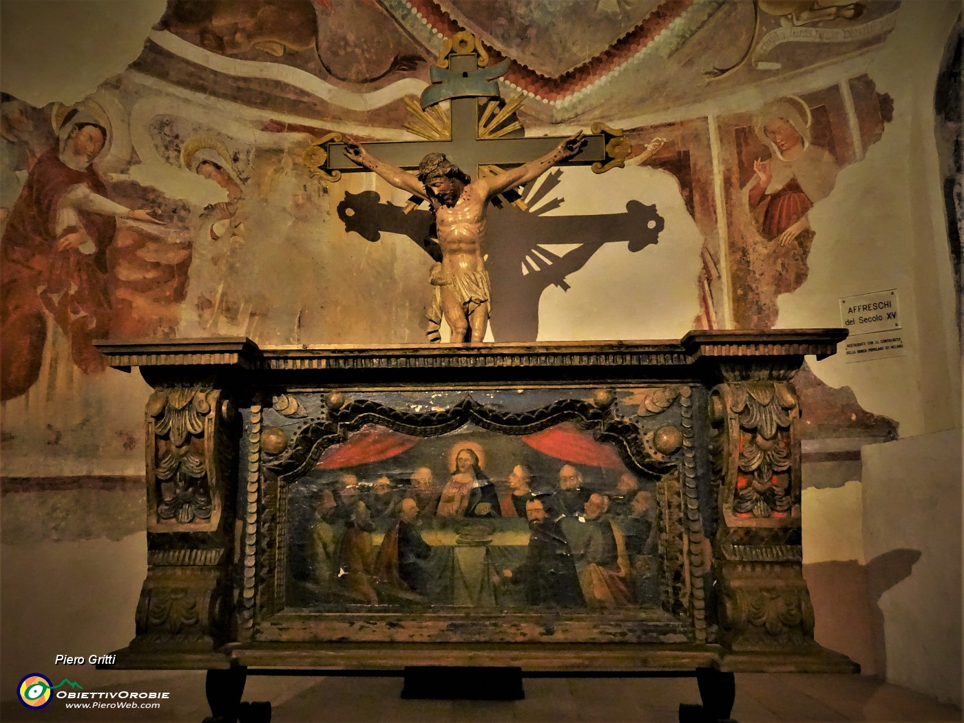 51 Cappella con affreschi del XV secolo.JPG